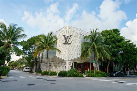 louis vuitton design district miami|louis vuitton miami beach.